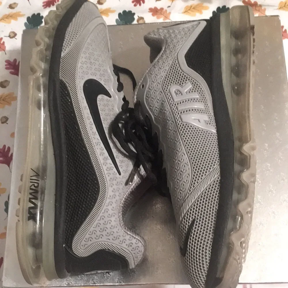 Nike comfortable gray